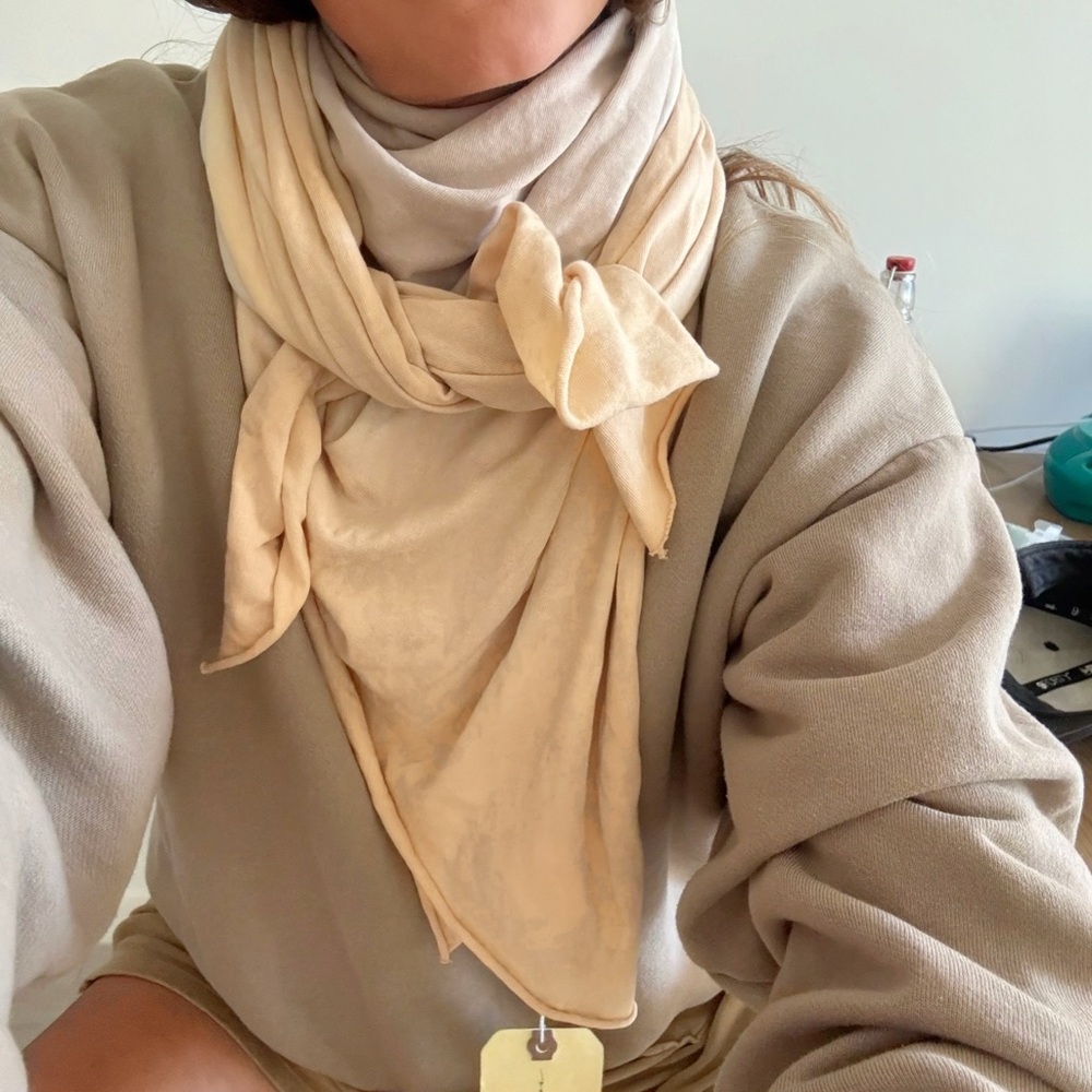 NWT Raquel Allegra Beige and Cream Jersey Scarf $140